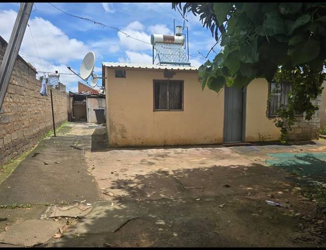 2 BEDROOM HOUSE FOR SALE IN OLIEVENHOUTBOSCH